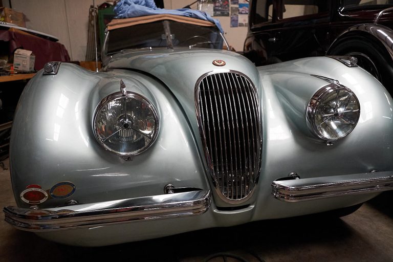 Jack Holcomb, Holcomb's Used Cars,