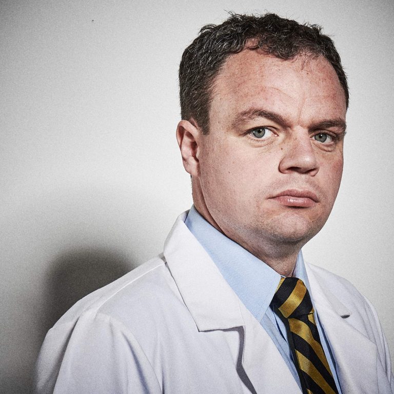 Samuel Botsford as Dr. Lyman Sanderson